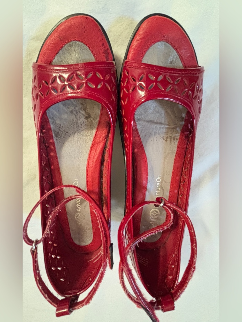 J-41 Adventure On Red Leather Cutout Mary Jane Wedge Sandals Womens 7.5